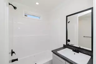 1346 Newport Ave, Attleboro, MA 02703 - Photo 27