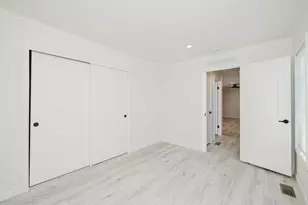 1346 Newport Ave, Attleboro, MA 02703 - Photo 23