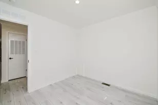 1346 Newport Ave, Attleboro, MA 02703 - Photo 21