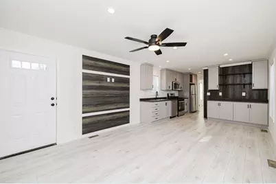 1346 Newport Ave #B-21, Attleboro, MA 02703 - Photo 5