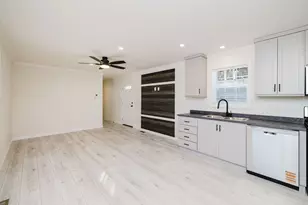1346 Newport Ave, Attleboro, MA 02703 - Photo 11