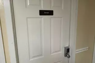 329-1 Harvard St, Cambridge, MA 02139 - Photo 15