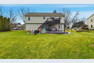 19 Greenwood St, Agawam, MA 01001 - Photo 35