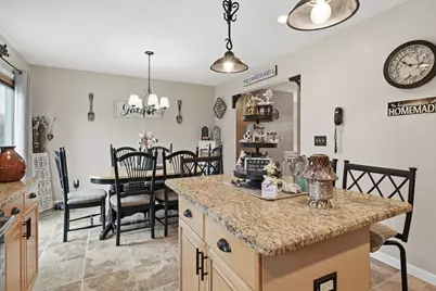 19 Greenwood St, Agawam, MA 01001 - Photo 15