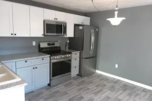 248 Ware, Palmer, MA 01069 - Photo 9