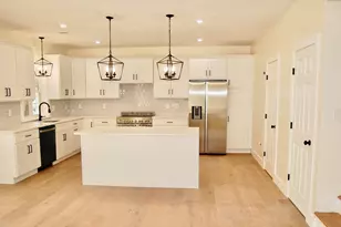 33 Seabiscuit Dr Lot 17-039, Plymouth, MA 02360 - Photo 17