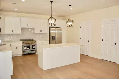 33 Seabiscuit Dr (Lot 17-039), Plymouth, MA 02360 - Photo 13