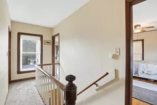 21 Whitman St, Leominster, MA 01453 - Photo 23