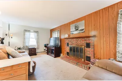 25 Haven Street, Milford, MA 01757 - Photo 11