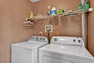 6 Chapman Pl, Leominster, MA 01453 - Photo 13