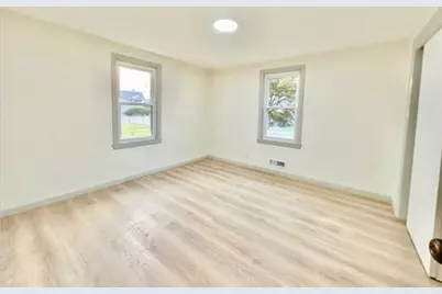 73 Summit Ave #B, Chicopee, MA 01013 - Photo 7