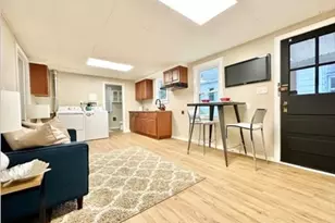 73 Summit Ave, Chicopee, MA 01013 - Photo 5