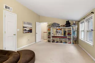 168 Upton St, Grafton, MA 01519 - Photo 23