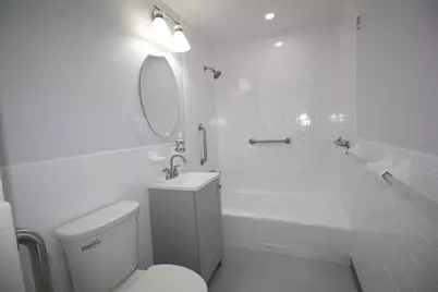 34 Hamilton Rd #302, Arlington, MA 02474 - Photo 9