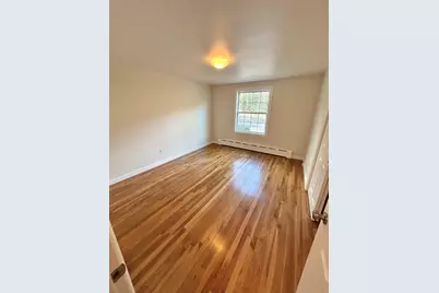 75 Marlboro Rd, Southborough, MA 01772 - Photo 9