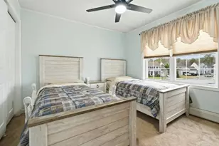 10 Mate Dr, New Bedford, MA 02745 - Photo 15