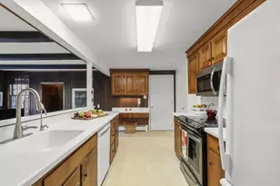 209 Waterside Dr, Falmouth, MA 02556 - Photo 11