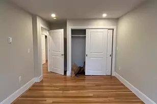 21 Carson St, Boston, MA 02125 - Photo 9