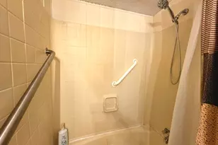 72 Holiday Cir, Chicopee, MA 01020 - Photo 15