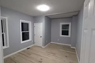 60 Dunham St, Attleboro, MA 02703 - Photo 7