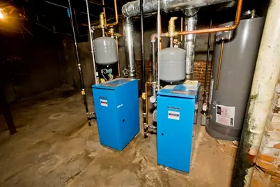 156 East St, Chicopee, MA 01020 - Photo 13