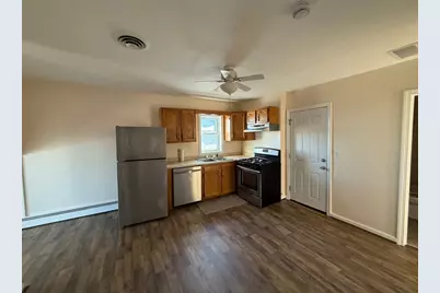 1753 E Rodney French Blvd #3, New Bedford, MA 02744 - Photo 5