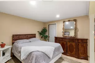 96 Washburn Ave, Wellesley, MA 02481 - Photo 15