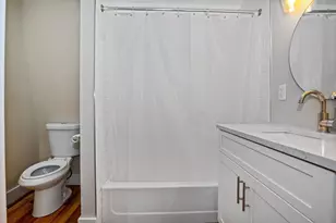 35 Oak Ave, Worcester, MA 01605 - Photo 11