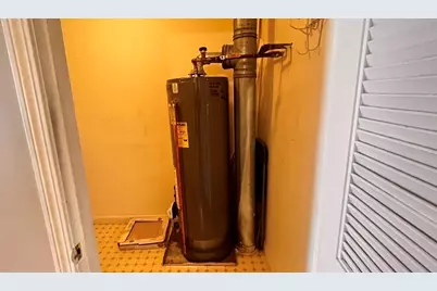 13 Dallas Dr #305, Dracut, MA 01826 - Photo 19