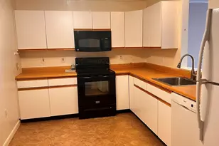 13 Dallas Dr, Dracut, MA 01826 - Photo 5