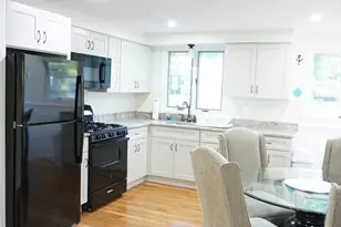 21 Heritage Cir, Falmouth, MA 02536 - Photo 5