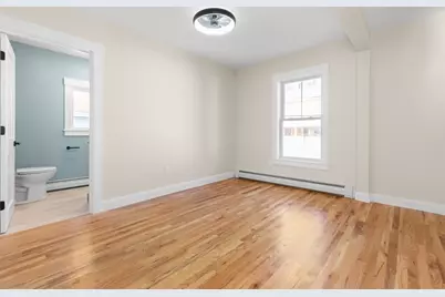 20 Beacon St. #2, Gloucester, MA 01930 - Photo 11