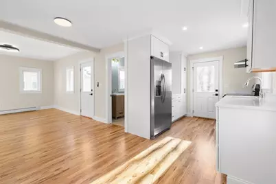 20 Beacon St. #2, Gloucester, MA 01930 - Photo 3