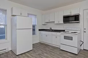 107 Eastern Ave, Worcester, MA 01605 - Photo 5