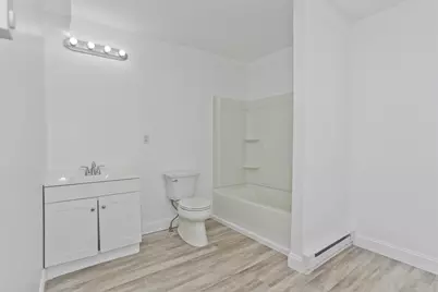 107 Eastern Ave, Worcester, MA 01605 - Photo 7