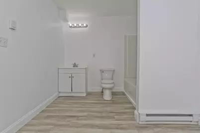 107 Eastern Ave, Worcester, MA 01605 - Photo 9