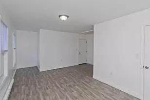 107 Eastern Ave, Worcester, MA 01605 - Photo 11