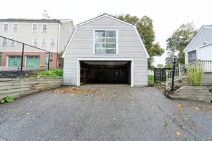 4 Clark St, Amesbury, MA 01913 - Photo 19