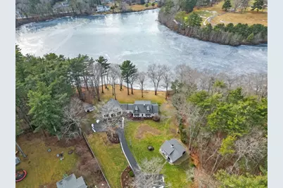 8 Shockley Drive, Lakeville, MA 02347 - Photo 3