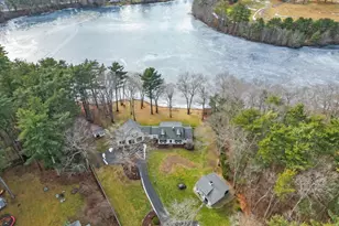 8 Shockley Dr, Lakeville, MA 02347 - Photo 3