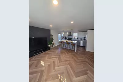 35 Wright St, Stoneham, MA 02180 - Photo 3