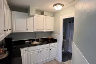 18 Emerald Ave, Webster, MA 01570 - Photo 9