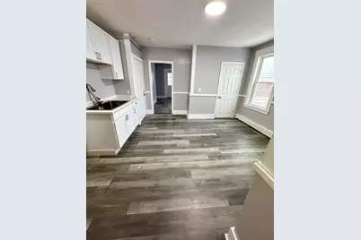 143 Westminster #2L, Fitchburg, MA 01420 - Photo 3