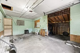 1524 Somerset Ave, Taunton, MA 02780 - Photo 31