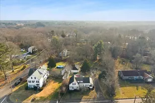 1524 Somerset Ave, Taunton, MA 02780 - Photo 33