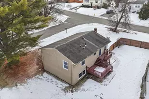 5 Marco Dr, Pittsfield, MA 01201 - Photo 33