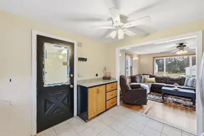 104 Chateaugay Street, Chicopee, MA 01020 - Photo 19