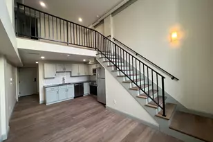 160 Seabury St, Fall River, MA 02720 - Photo 3
