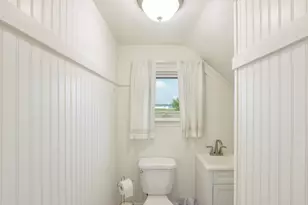 17 Campbell St, New Bedford, MA 02740 - Photo 15