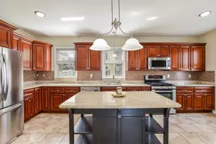 17 Campbell St, New Bedford, MA 02740 - Photo 13